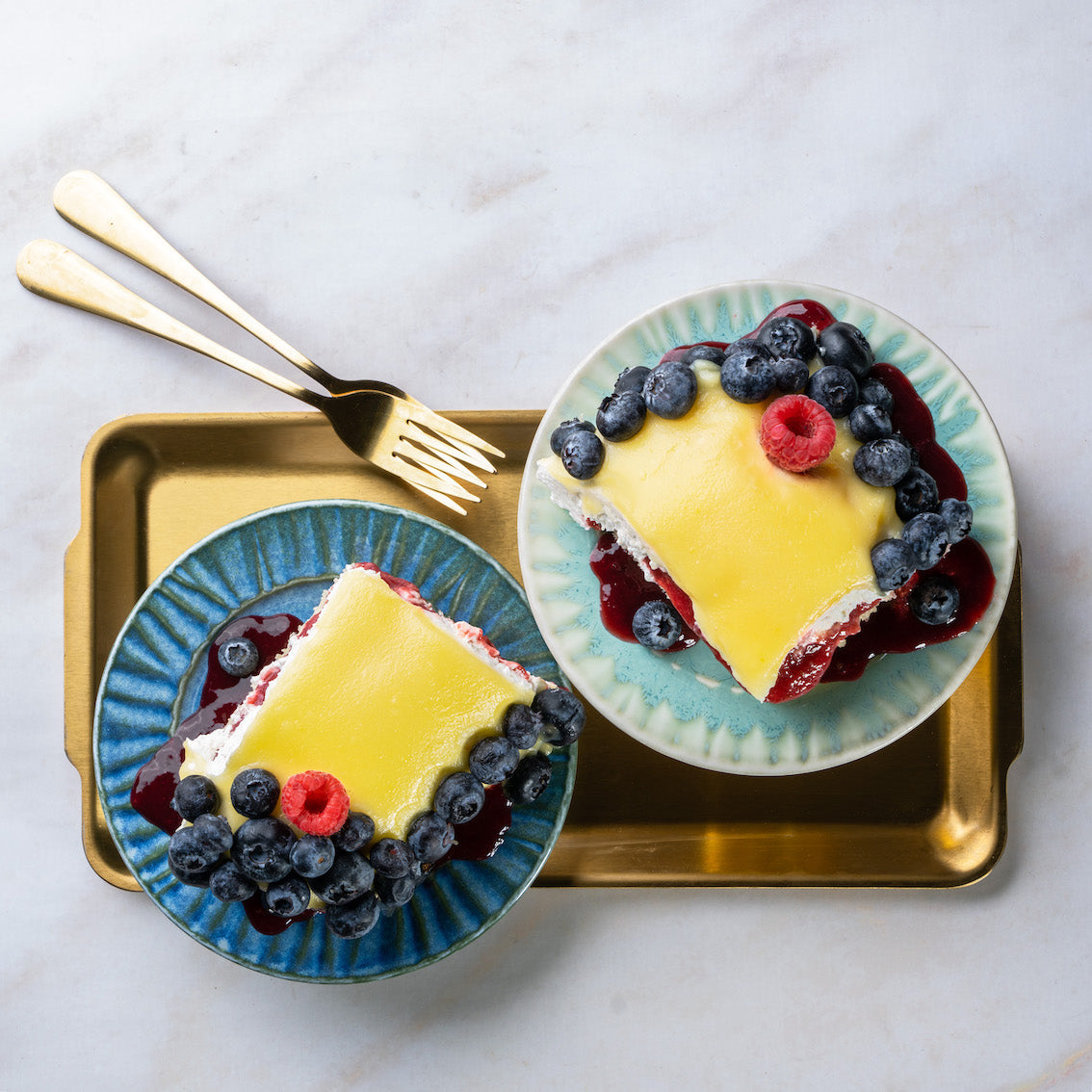 Lemon berry cake slice