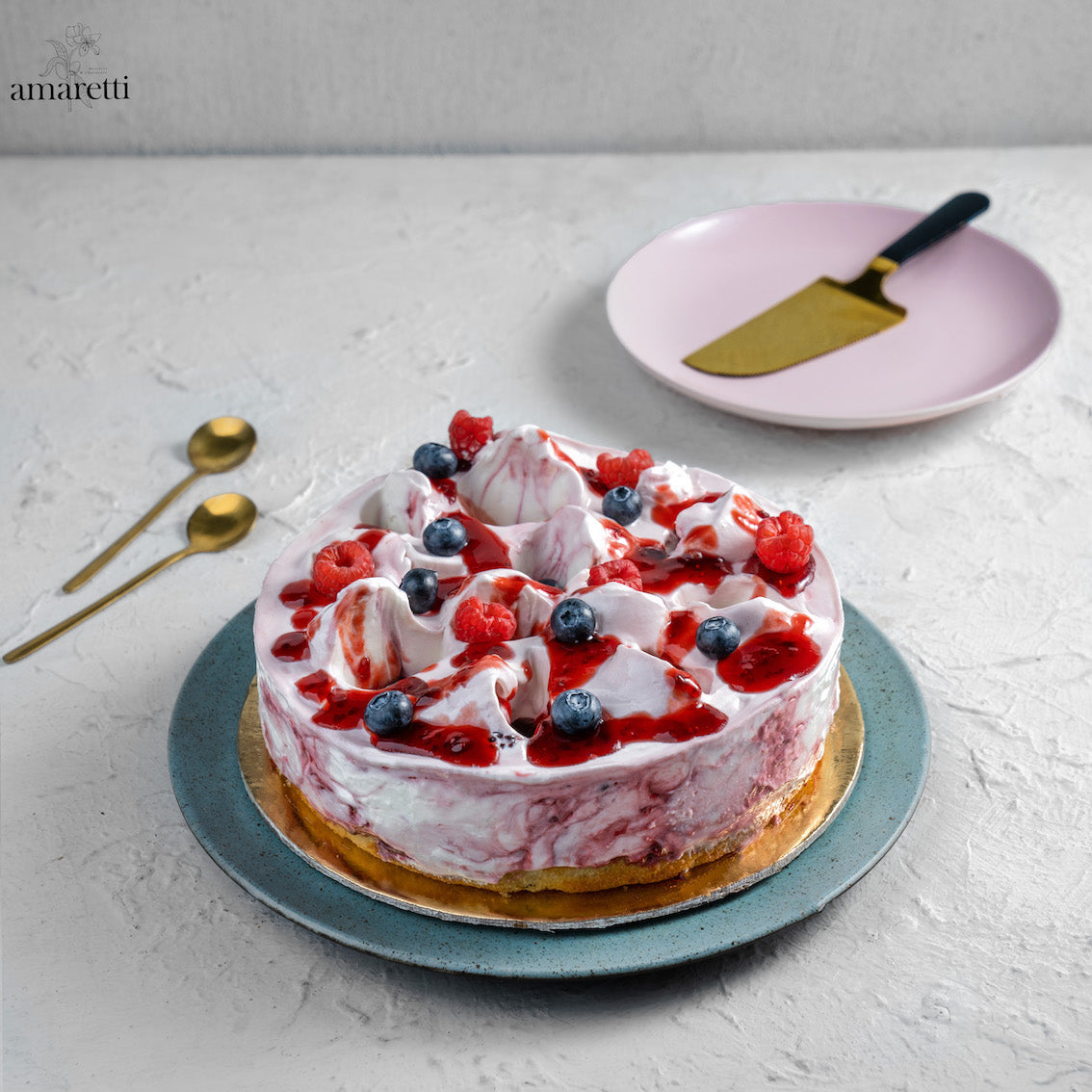 Berry yoghurt gelato cake